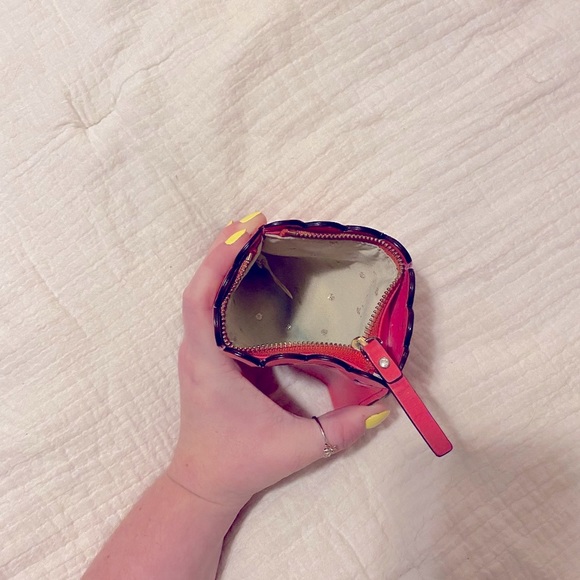 💗OFFERS WELCOME💗 Kate Spade wallet - Picture 3 of 3